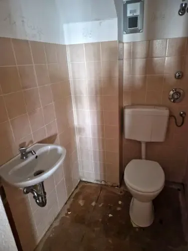 WC vorher